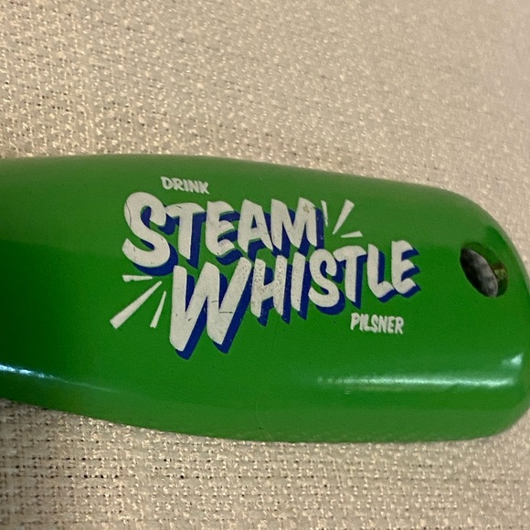 Vintage 2008 Steam Whistle Pilsner Beer Green Metal Bottle Opener New - Picture 3 of 4